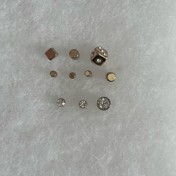 💕Earring bundle!!💕 - Picture 11 of 11